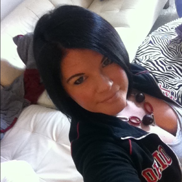 Meet your Posher, Bethany - Picture 2 of 2